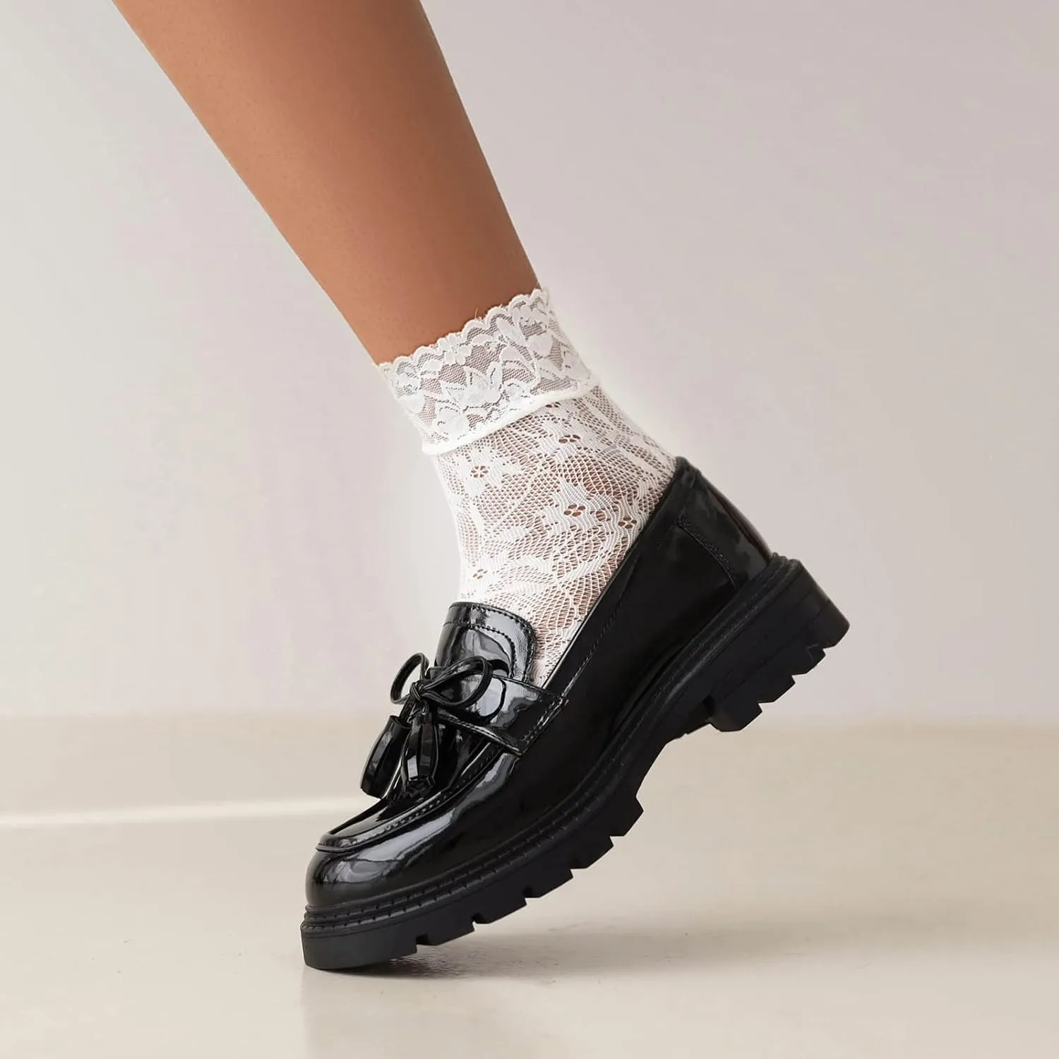 British Style Women's Fashion Loafers, Patent Leather Tassel Loafers, Black Thick-Soled Loafers, Slip-on Thick-Soled Loafers, Simple Casual Flat Shoes, Plus Size Shoes.