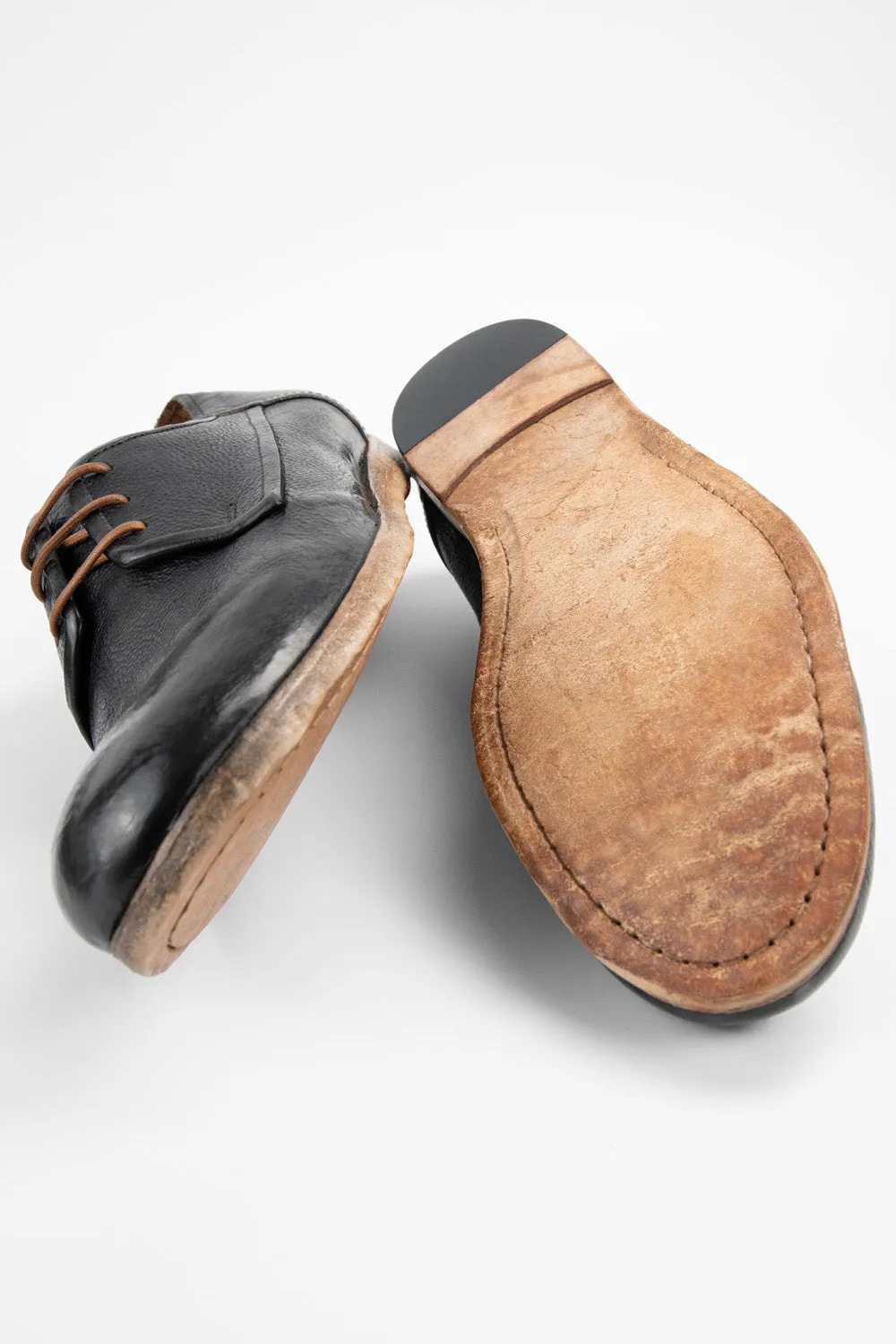 BRUCE rugged-black derby shoes.