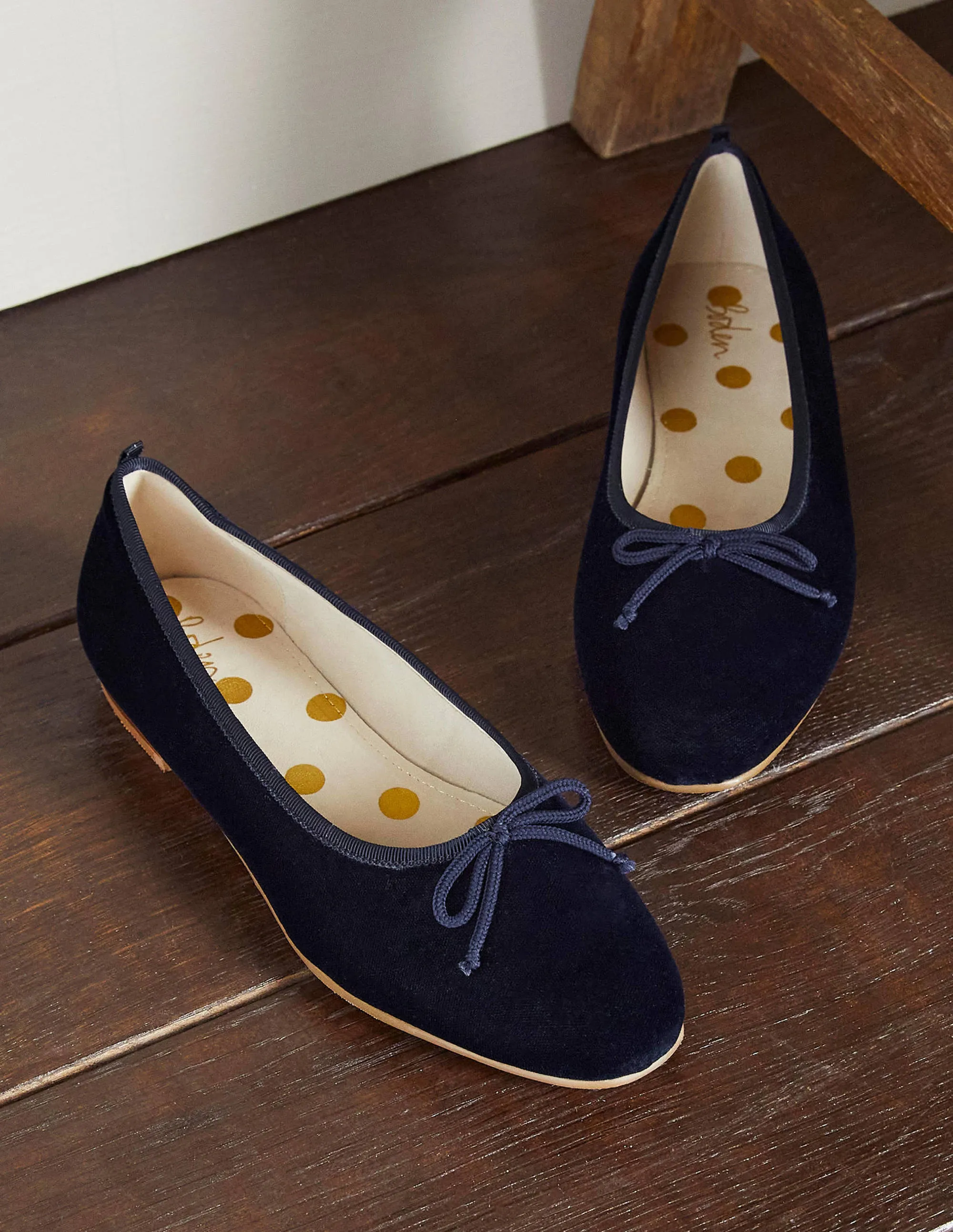 High Cut Ballerinas-Navy Velvet