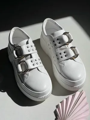 J/Slides - Waldo Sneakers - White