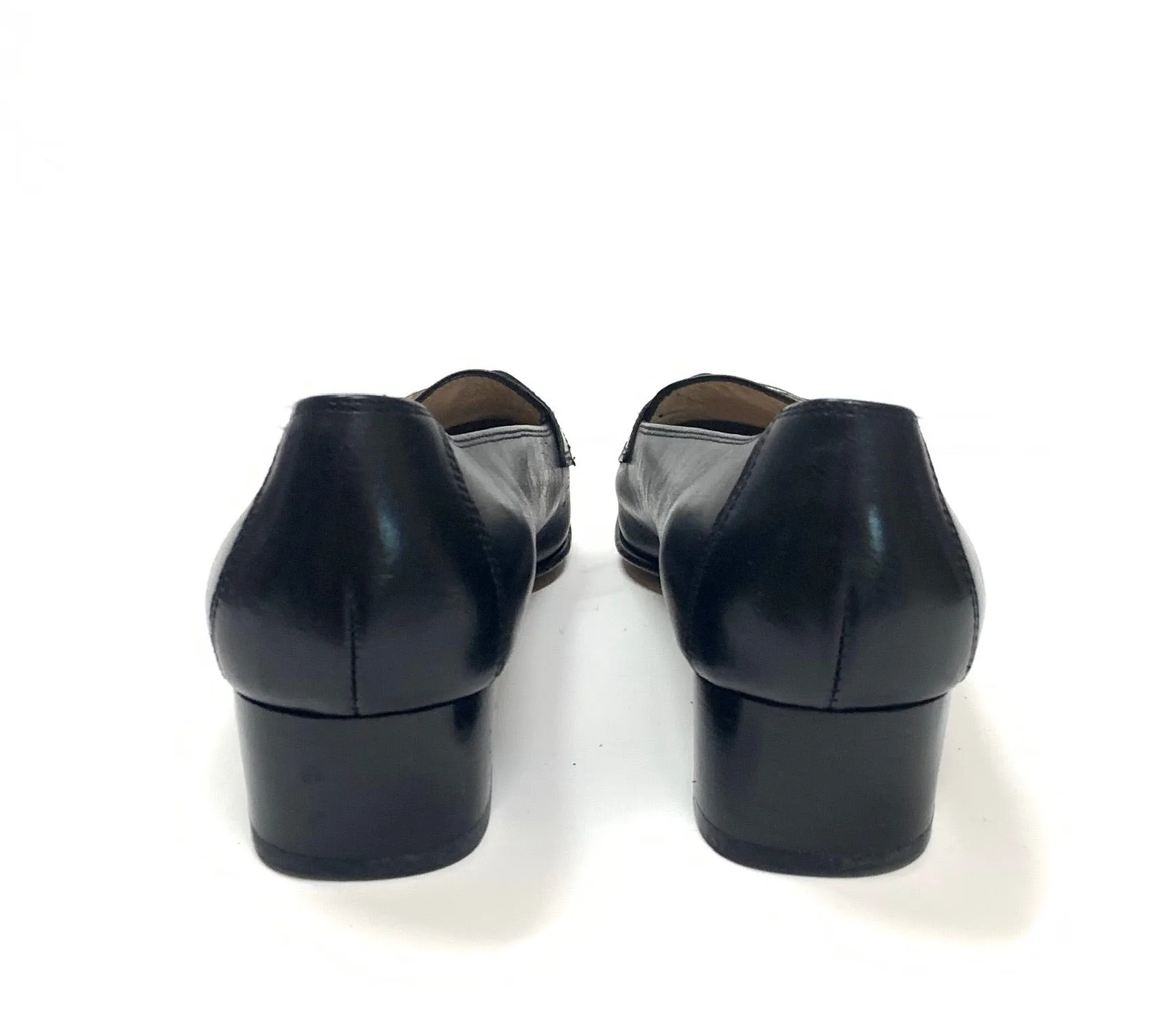 SALVATORE FERRAGAMO LEATHER PUMPS WITH SIGNATURE BUCKLE SIZE 8.5 2A
