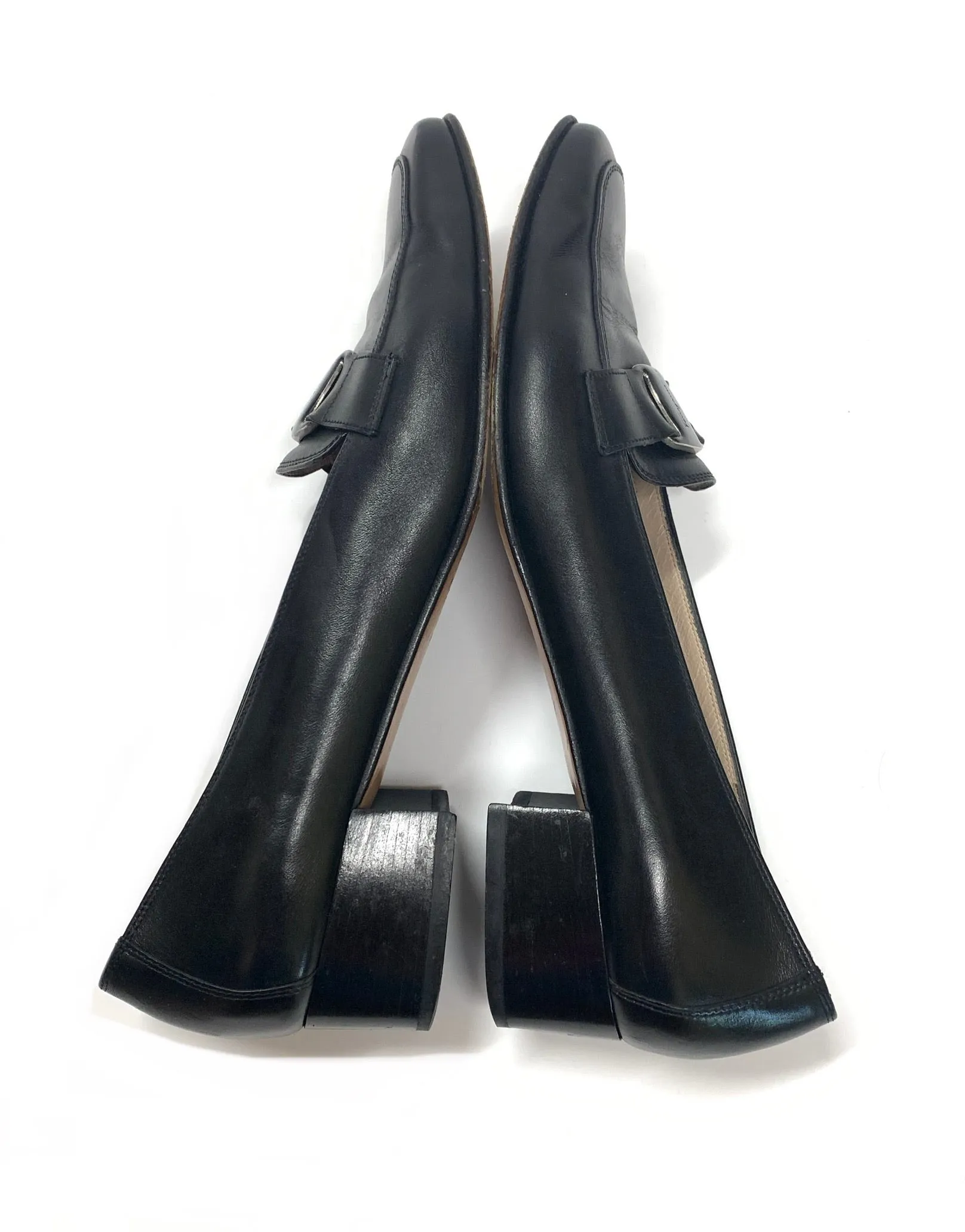 SALVATORE FERRAGAMO LEATHER PUMPS WITH SIGNATURE BUCKLE SIZE 8.5 2A