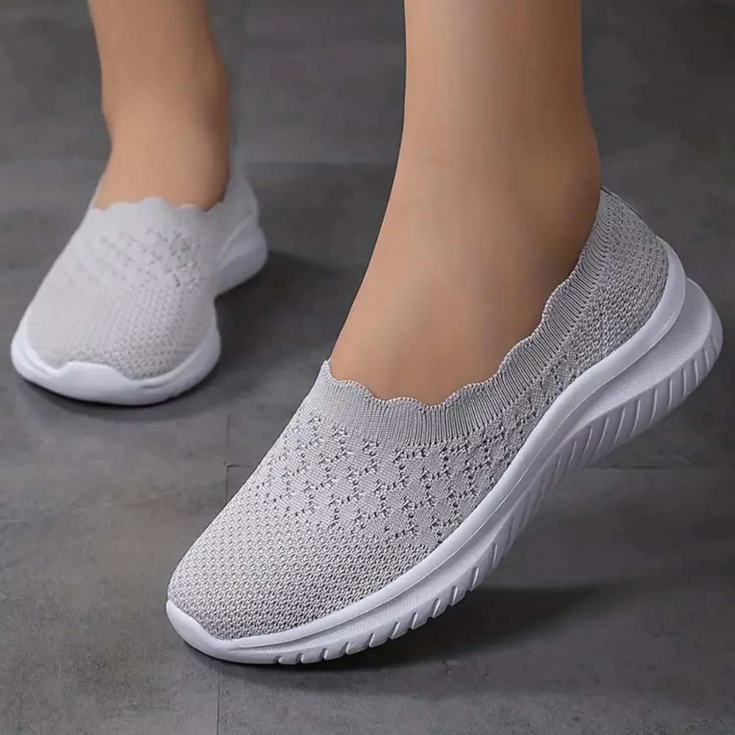 Women's Non Slip Tennis Sneakers Comfortable Low Top Outdoor Walking Shoes Fashion Comfortable Workout Shoes
